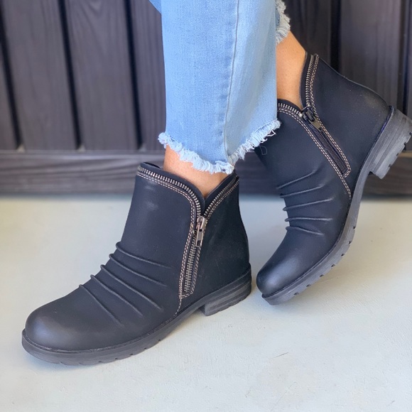 Zac Rushed Moto Boot - Picture 2 of 8